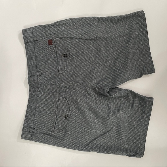 Size large jack and jones casual shorts - Picture 2 of 16